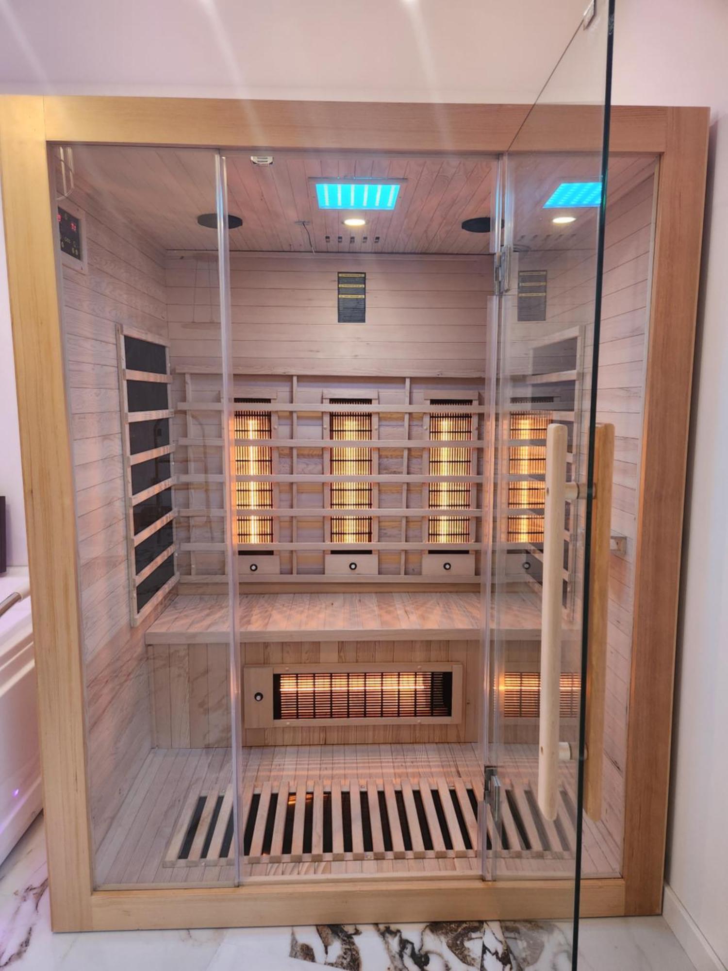 New In Gdansk! Red Room In The Heart Of Gdansk - Bdsm - With A Luxury Jacuzzi And Access To A Sauna Eksteriør bilde